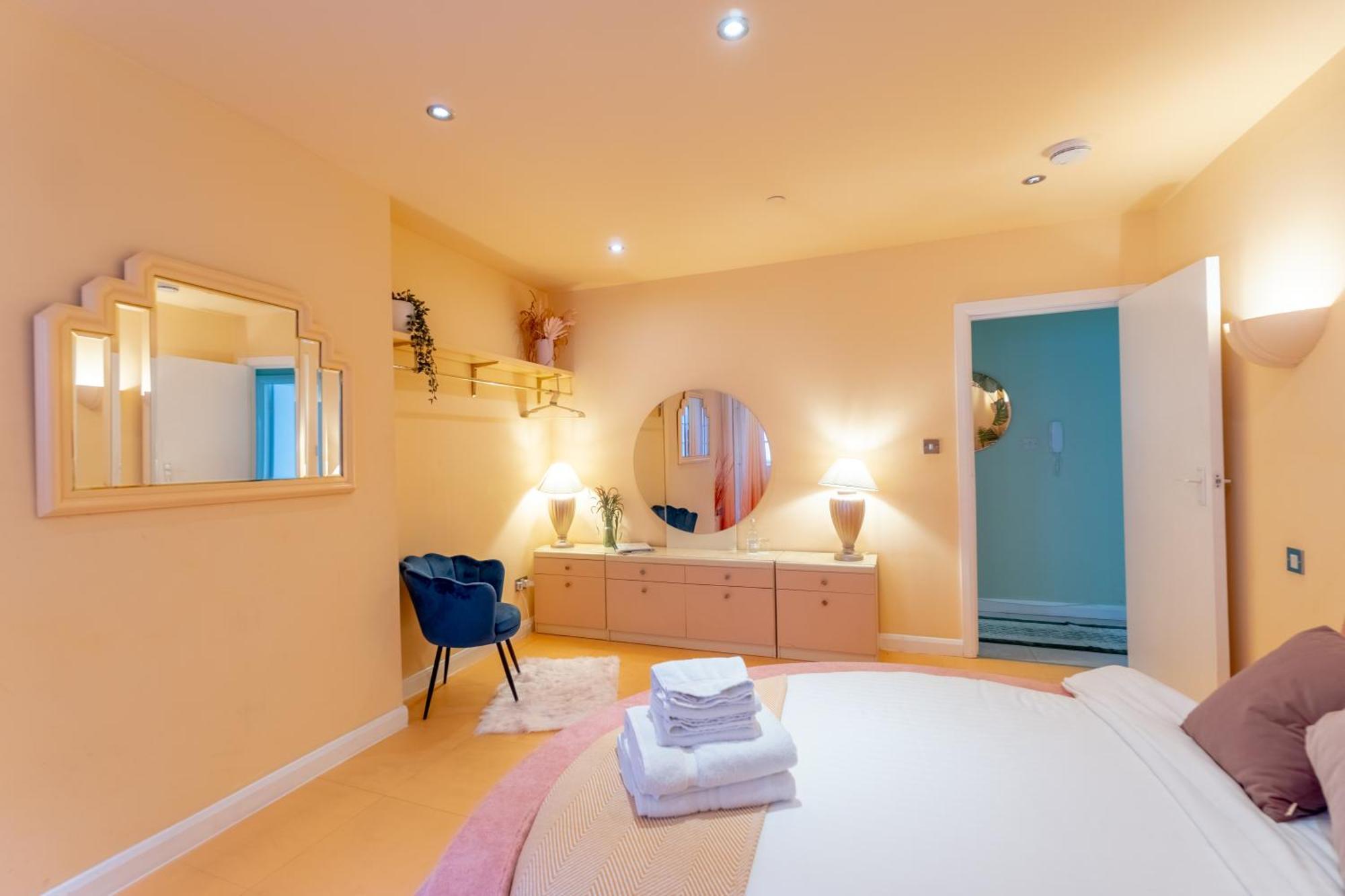 The Courtyard Suite By Margate Suites Exterior foto
